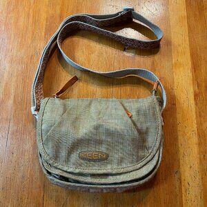 KEEN Cloth Crossbody Hybrid Bag